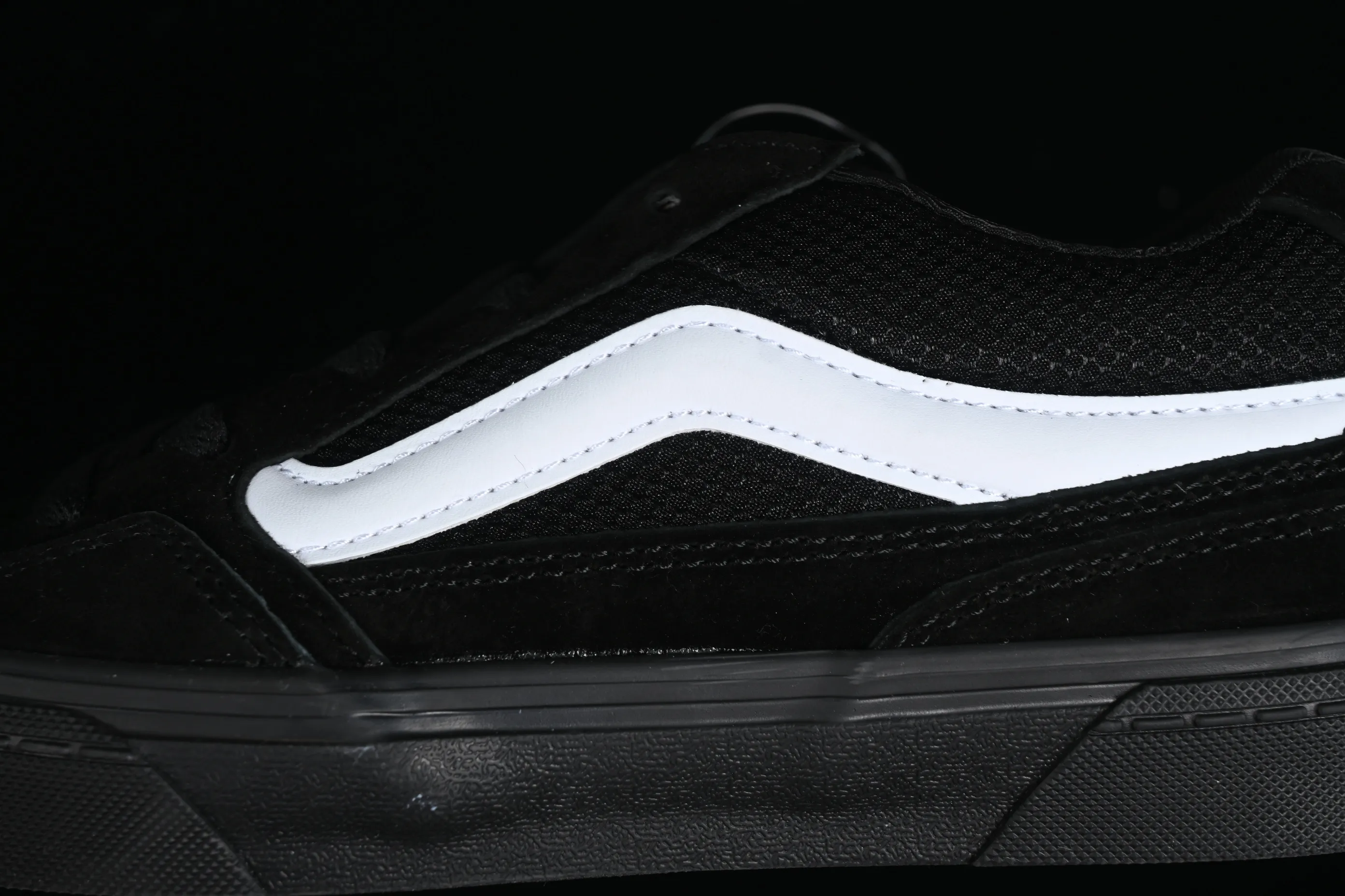 All categories Vans Vans series Vans Low Vans low-top Vans Caldrone Vans official Black Warrior American retro casual skateboard shoes VN0007P9BA2